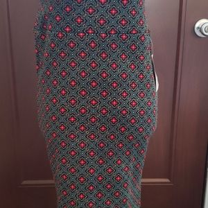 Small LuLaRoe Cassie